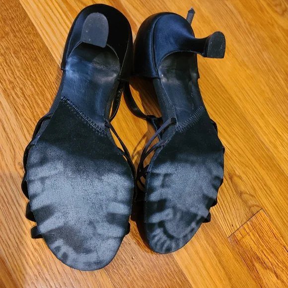 Capezio Dance Shoes - Heeled - Picture 3 of 5